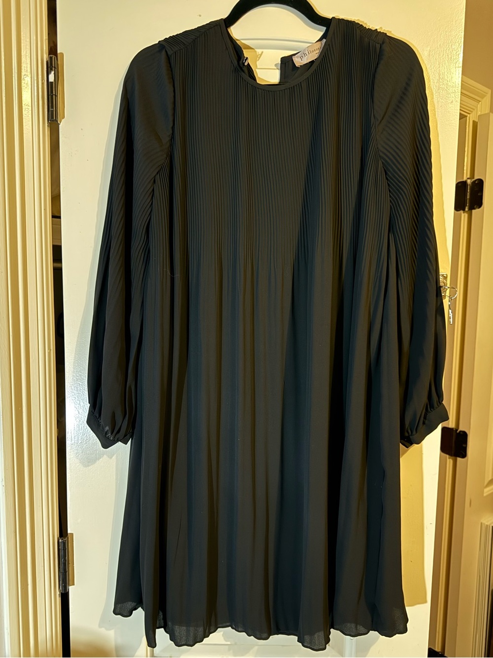 Philosophy Size L Black Pleated Long-Sleeve Women's Dress - Picture 1 of 6